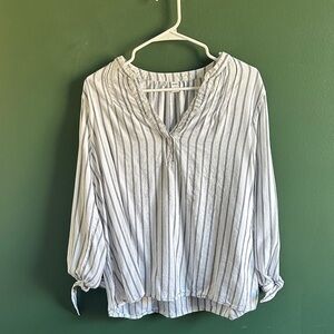 Old Navy V-Neck Blouse in White and Dark Grey Stripes